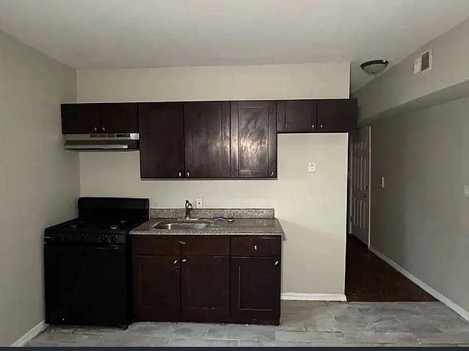 1st image of 406 Park Ave APT 4
