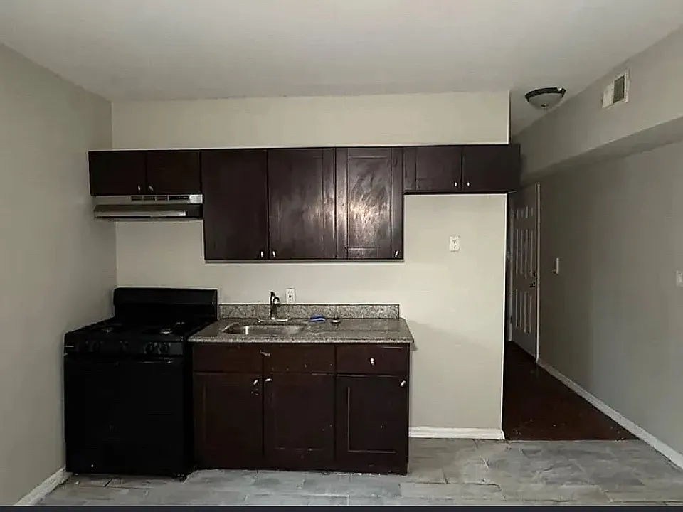 406 Park Ave #4