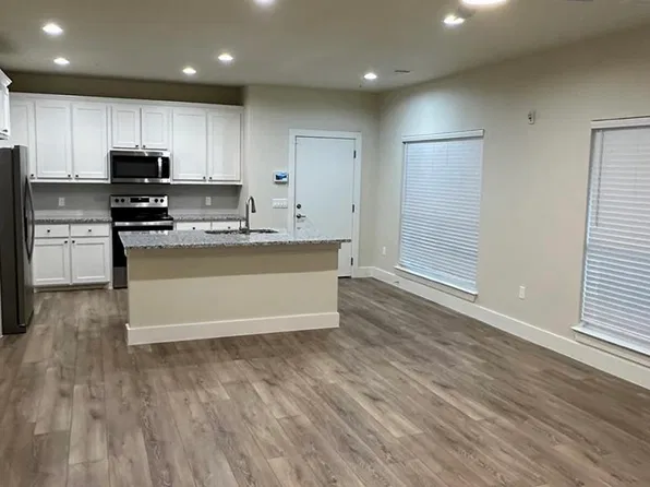408 Alvarado St, Mansfield, TX