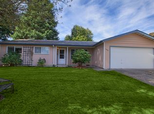 13937 102nd Ave NE, Kirkland, WA 98034
