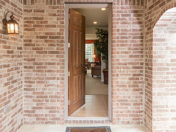 2nd image of 2715 Urban Glen Ct