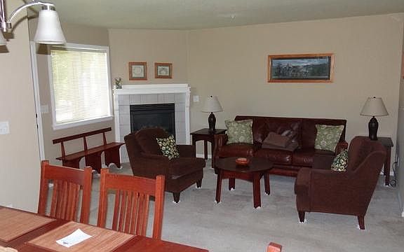 Living room with gas fireplace
