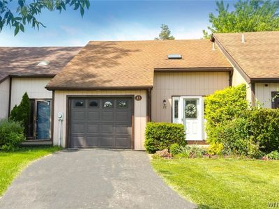 37 Robin Rd, Buffalo, NY, 14228