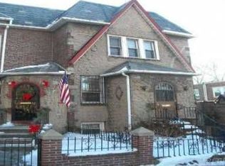 2510 35th Ave, Long Island City, NY 11106