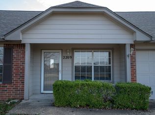 2209 W Wellington St, Wagoner, OK 74467