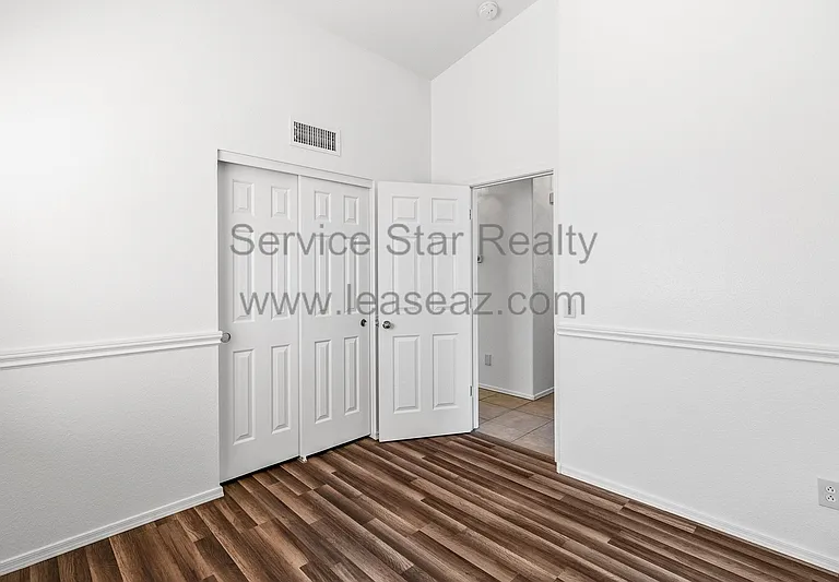 8656 E Crescent Ave — Photo 17