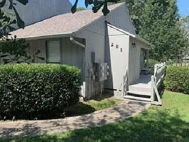 281 Highpoint Dr