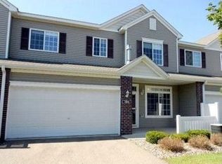 104 River Woods Dr W, Saint Paul Park, MN 55071