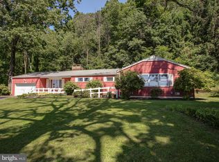220 W Neversink Rd, Reading, PA 19606