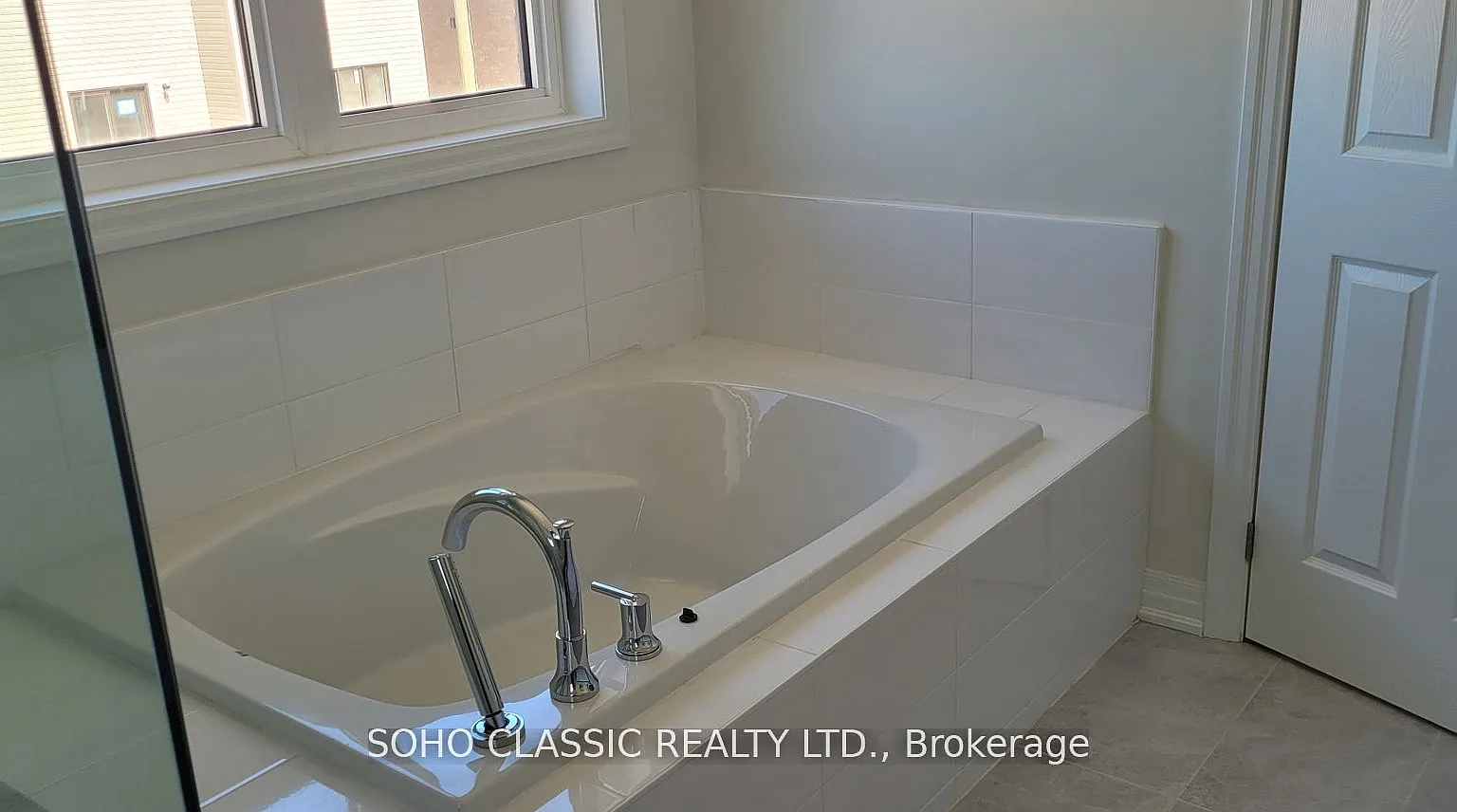5 bed, $3,480 — Photo 3