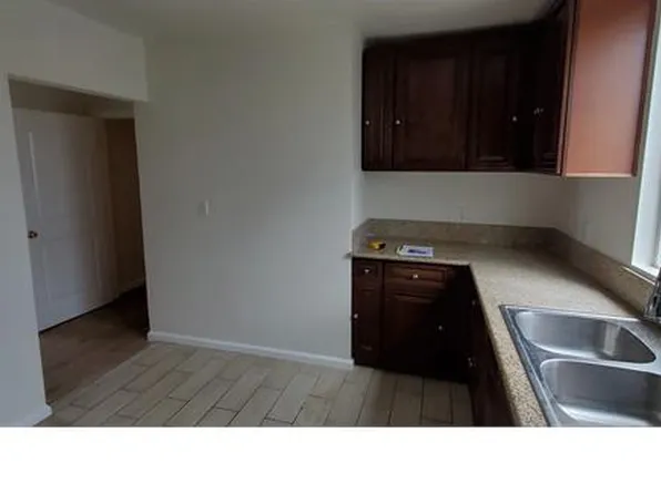 155-7 W 66th St, Los Angeles, CA 90003