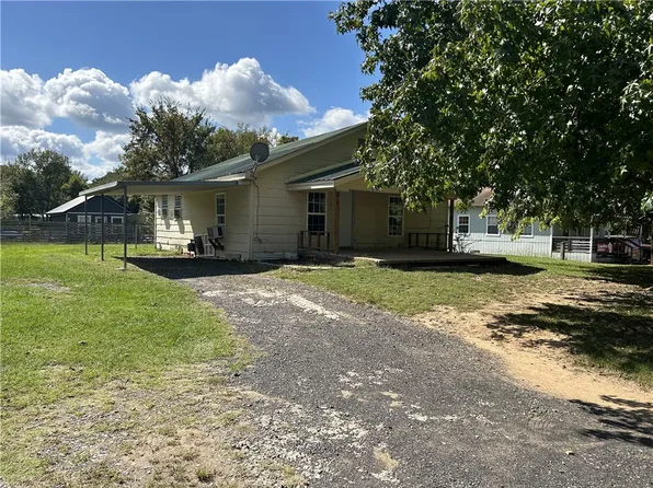 295 E Camp St, Dover, AR 72837