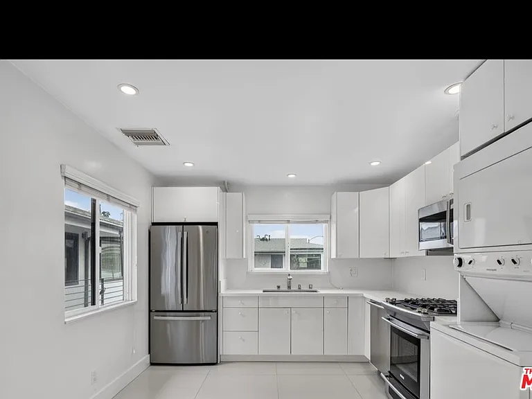 119 Paloma Ave #M — Photo 10