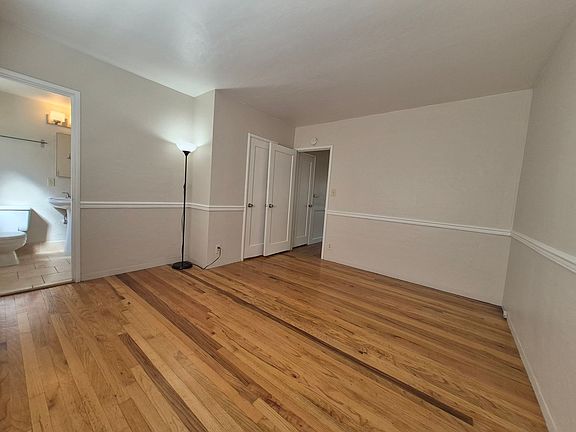 4th image of 1716 O St #6