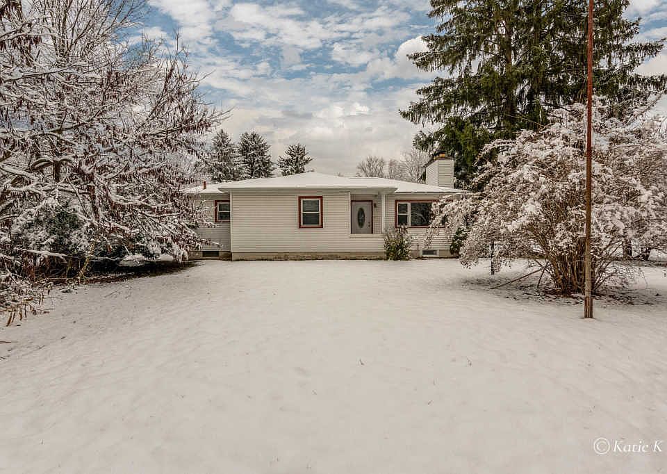 1st image of 3245 Thorncrest Dr SE