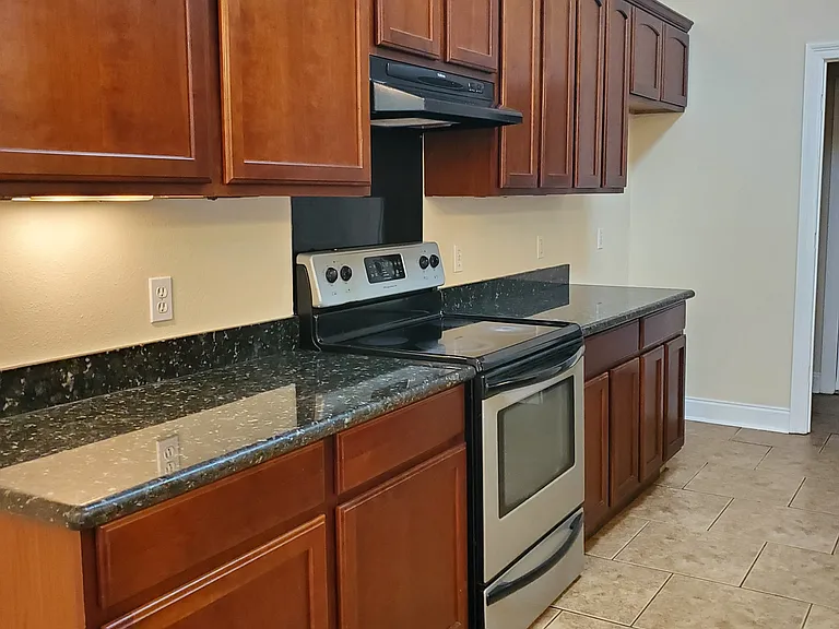 577 Panther Dr — Photo 5