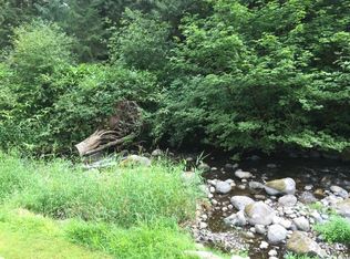 416 W Griffin Creek Rd NE, Carnation, WA 98014