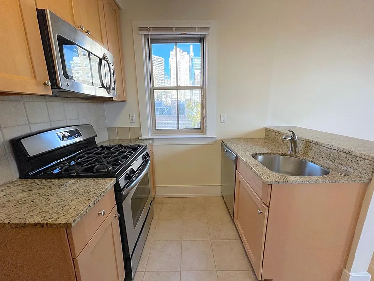 Delancey Place — Photo 53