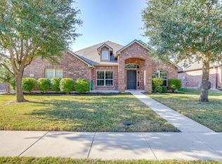 11925 Hathaway Dr, Fort Worth, TX 76108
