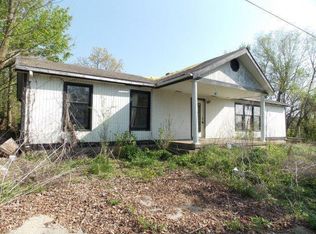 1533 Ninevah Rd, Lawrenceburg, KY 40342