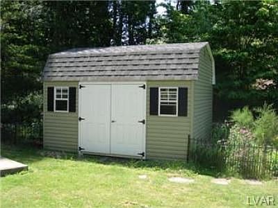 2nd image of 6286 Woodlawn Dr