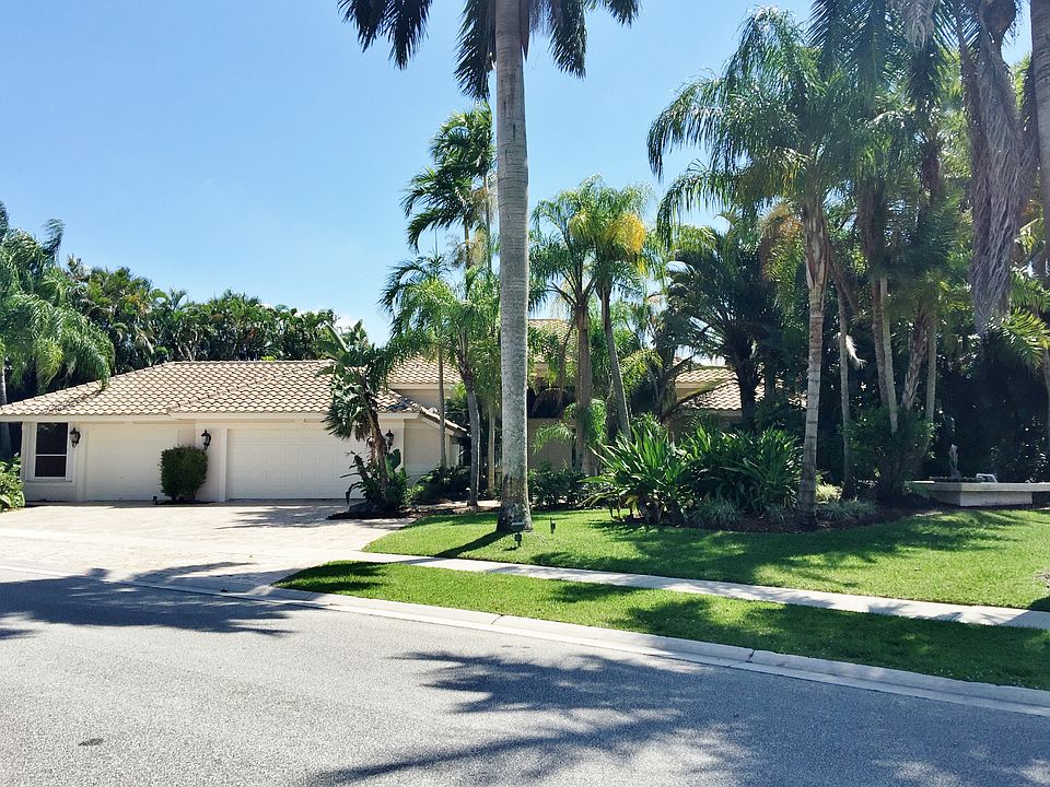 1st image of 8209 Desmond Dr