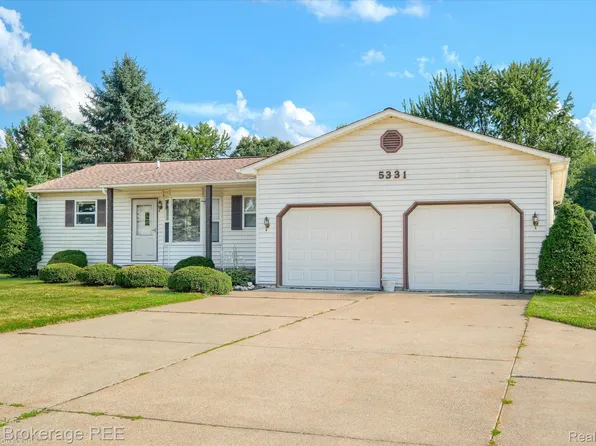 5331 W Farrand Rd, Clio, MI 48420