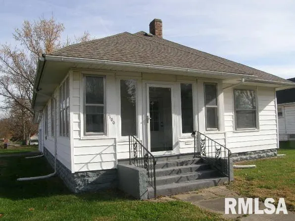 1100 S 12th St, Herrin, IL 62948