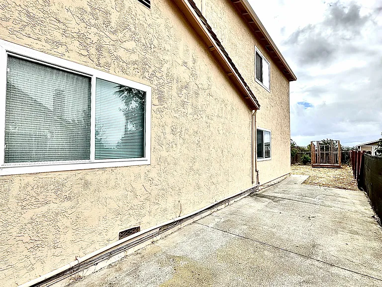 171 Fleet St — Photo 27