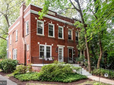 4332 Chesapeake St NW, Washington, DC, 20016