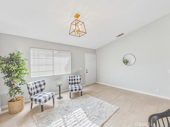 5th image of 13190 Tamarisk Rd