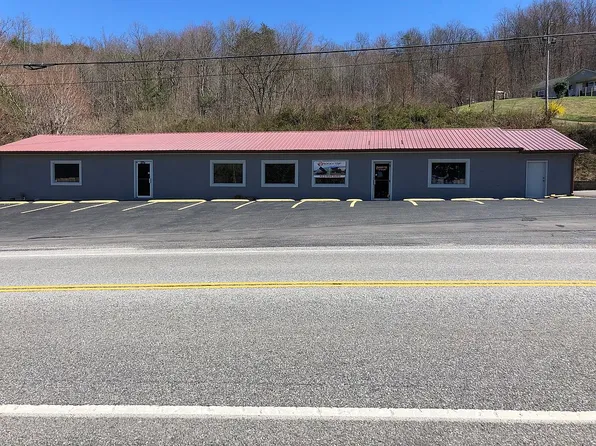 375 John McGhee Blvd, Caryville, TN 37714