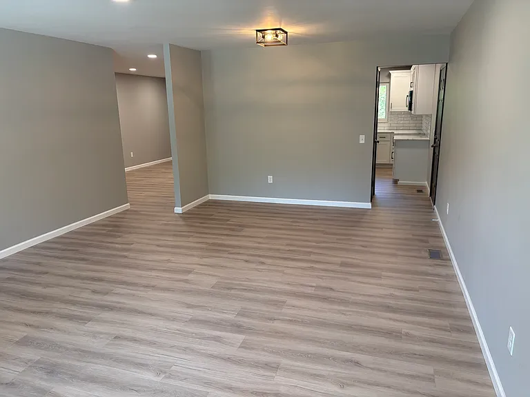 143 Brightfield Dr — Photo 7