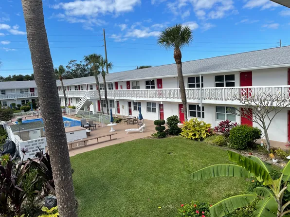 8522 N Atlantic Ave, Cape Canaveral, FL