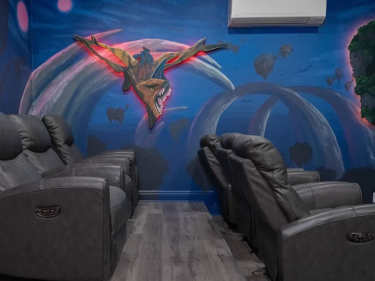 Building's Lounge