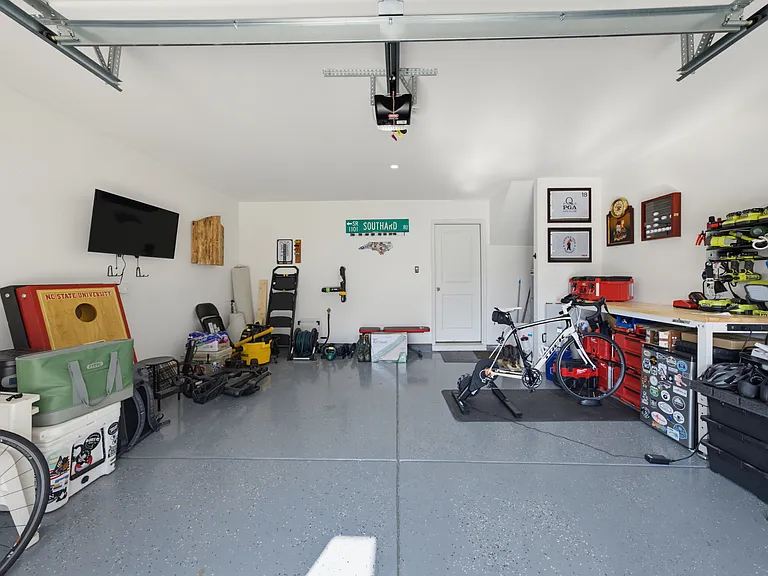 5933 Illuminate Ave — Photo 22