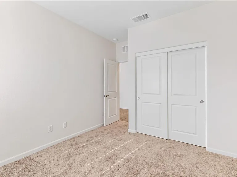 2261 Shady Canyon Dr — Photo 27