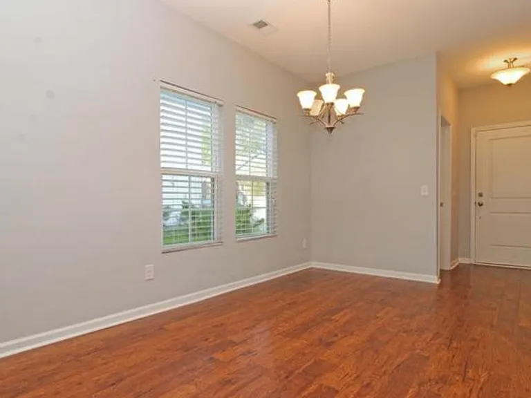 218 Tuscany Ct — Photo 8