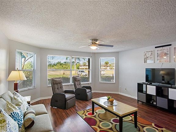 3rd image of 2747 N Poinciana Blvd APT 7