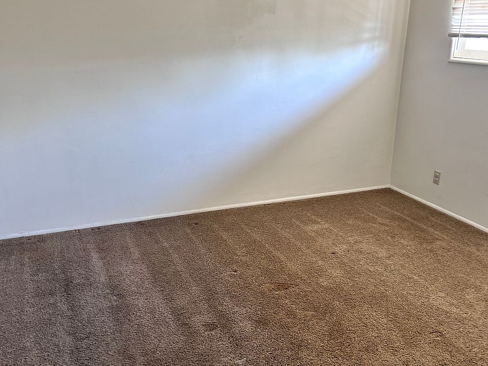 1st image of 20633 Vanowen St #4