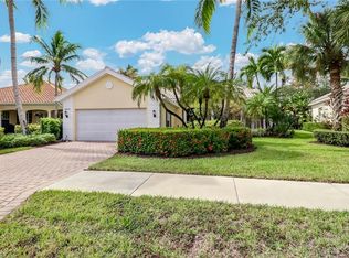 4837 Martinique Way, Naples, FL 34119