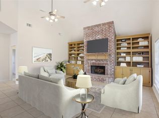 1418 Magnolia Bnd W, Cove, TX 77523