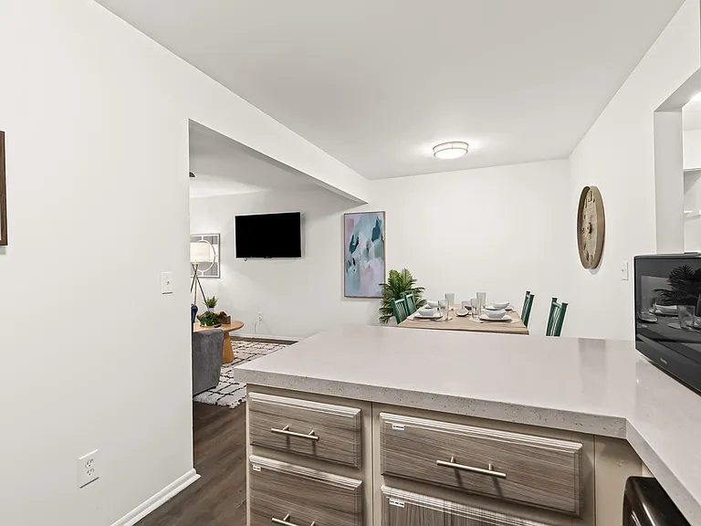 3905 Crooks Rd #32 — Photo 7