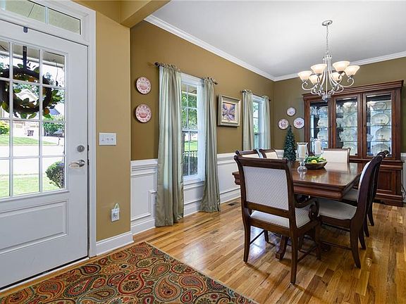 4th image of 5809 Chapel Village Ct