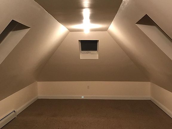 3rd image of 3400 Wickham Ave #2