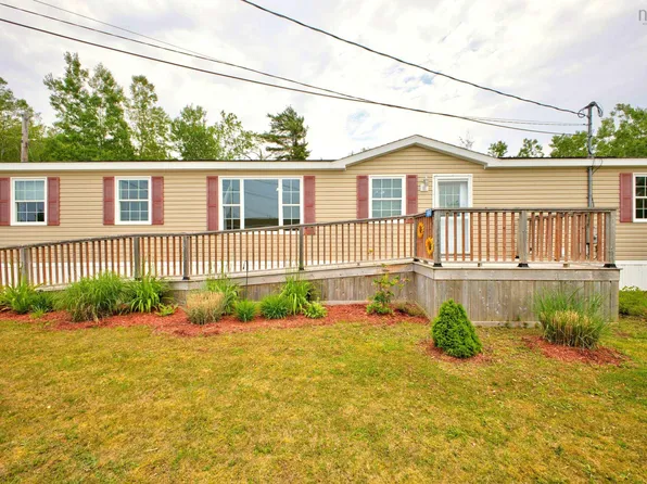 1047 Glen Forest Dr, Pictou, NS B0K 1H0