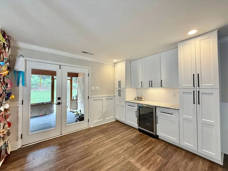 908 Plateau Ln — Photo 5