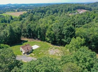 10039 Jess Arey Ln, Dayton, VA 22821