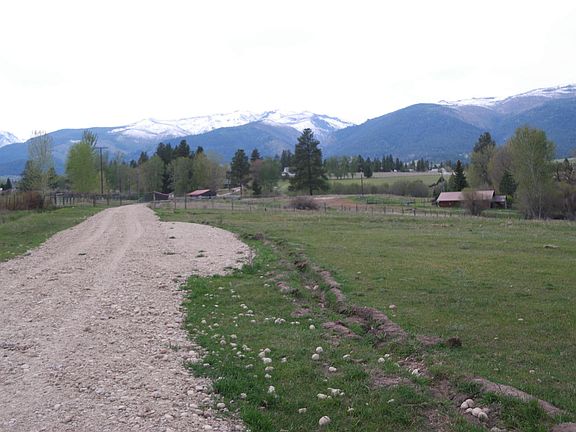 4th image of Nhn Hamby Ln