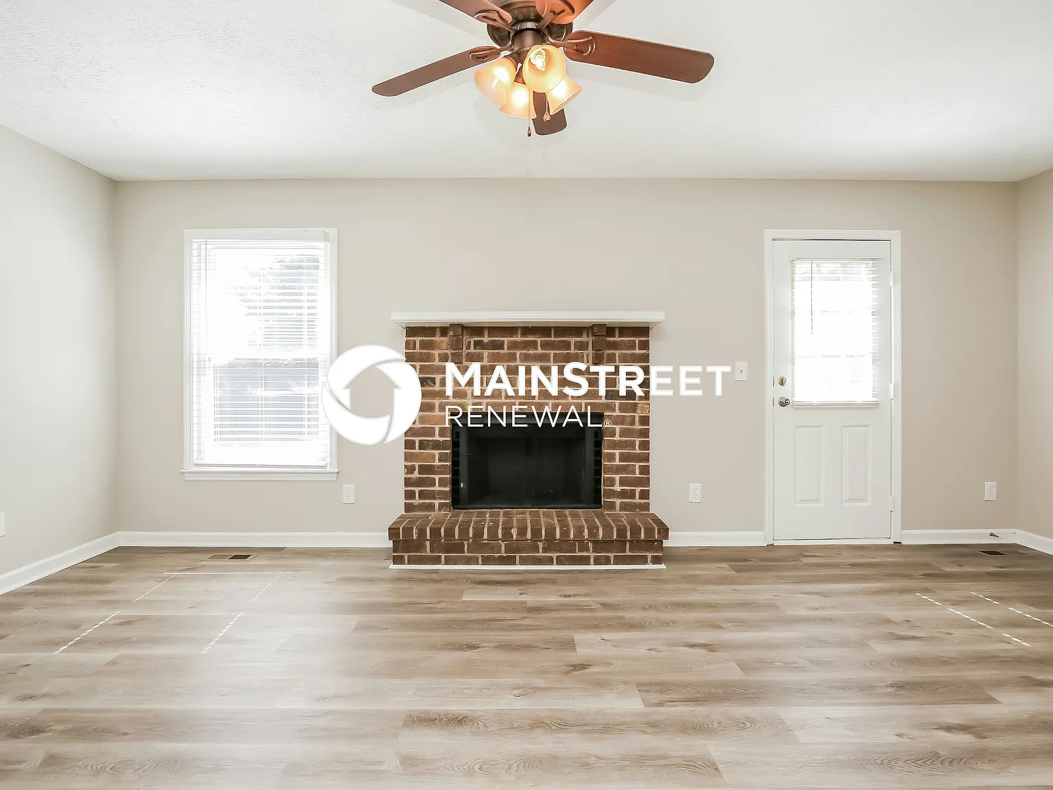 532 Laurel Ln — Photo 3